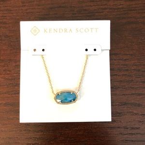 Kendra Scott necklace